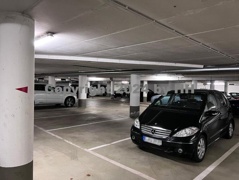Tiefgaragen Stellplatz in 10179 Berlin Mitte in gepflegter Anlage