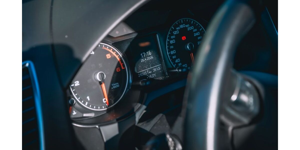 Audi Q5 243.000 km 12.700 &euro; Berlin 12279