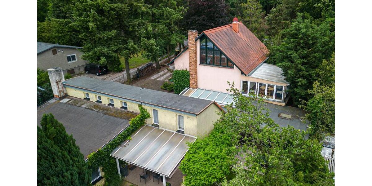 Einfamilienhaus Michendorf - 5 Zimmer, 400 m&sup2;, 950.000&euro; | Angebot:10809395