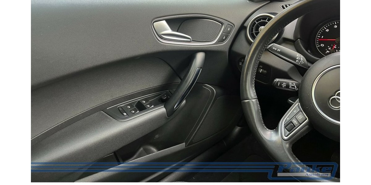 Audi A1 ambition*S-Tronic*Pano*SHZ*Navi*Tempo* 146.777 km 11.490 &euro; Berlin 13187