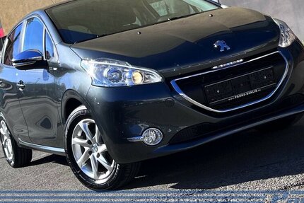 Peugeot 208 Style 1.2*SHZ*5trg*PDC*Klima*Blueto*Tempo* 73.611 km 8.490 € Berlin 13187