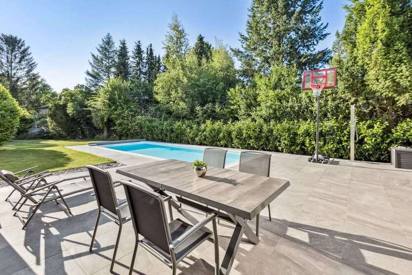 Haus zum Kaufen in Berlin 2.580.000 € 301 m²