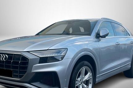 Audi Q8 86.000 km 52.999 &euro; Potsdam 14480
