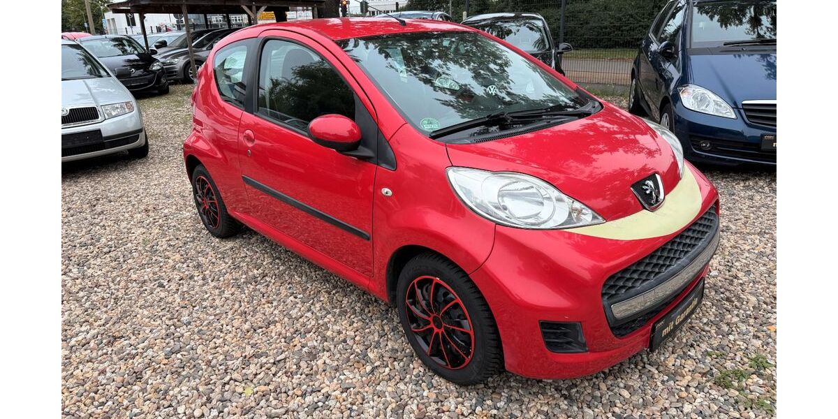Peugeot 107 151.855 km 2.200 &euro; Potsdam 14480