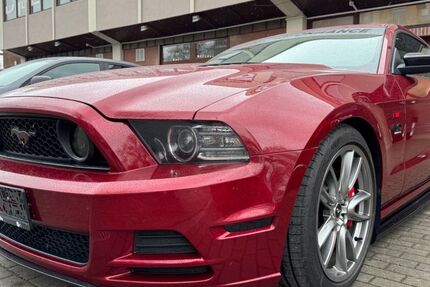 Ford Mustang 118.000 km 24.444 &euro; Berlin 13599