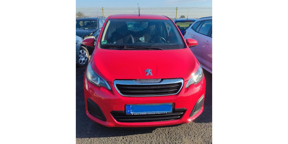 Peugeot 108 112.843 km 1.950 € Berlin 15366