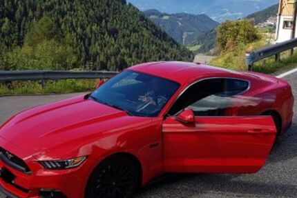 Ford Mustang 59.000 km 32.400 &euro; Berlin 13129