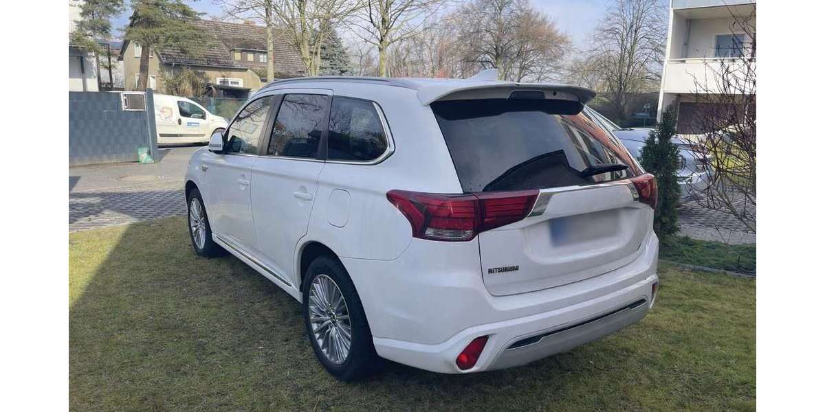 Mitsubishi Outlander 186.000 km 16.900 &euro; Teltow 14513