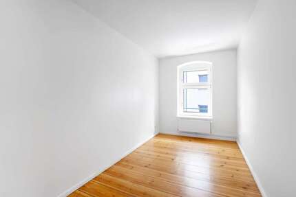 Wohnung Berlin Charlottenburg-Wilmersdorf - 4 Zimmer, 124 m&sup2;, 469.000&euro; | Angebot:27721536