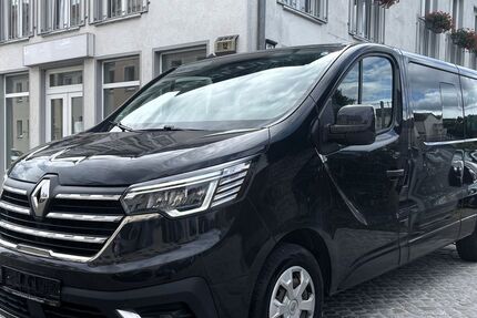 Renault Trafic 140.689 km 23.880 &euro; Teltow 14513
