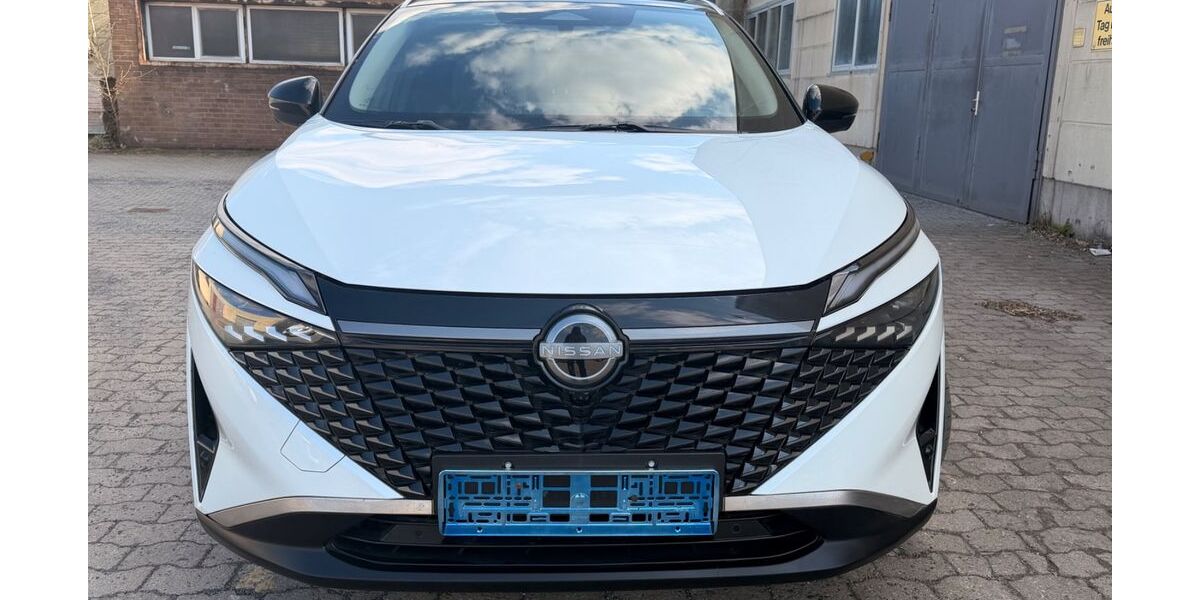 Nissan Qashqai 17.000 km 23.999 &euro; Berlin 13597
