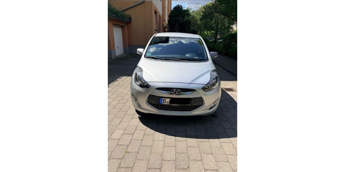 Hyundai ix20 102.500 km 5.900 &euro; Berlin 13507