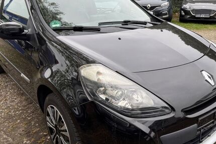 Renault Clio 126.000 km 3.890 &euro; Mahlow 15831