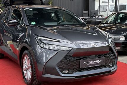 Toyota C-HR 25.700 km 29.990 &euro; Ludwigsfelde 14974