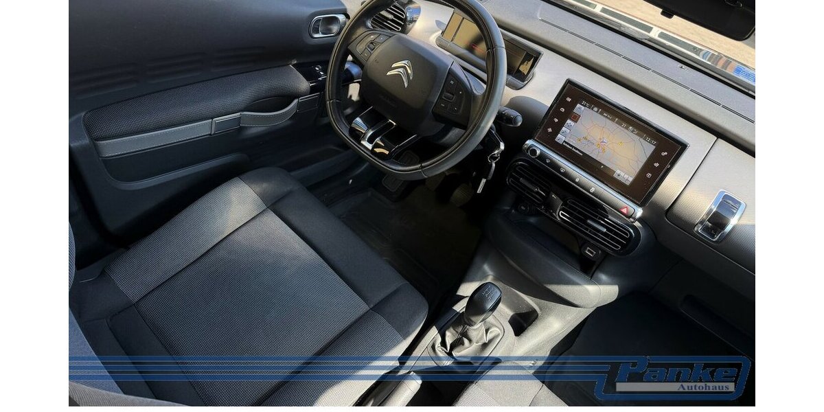 Citroen C4 Cactus Business 1.2*SHZ*NAV*USB*Kamera*LED* 105.469 km 6.990 &euro; Berlin 13187