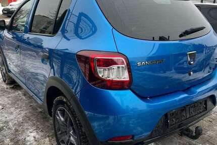 Dacia Sandero 108.000 km 6.290 &euro; Berlin 13086