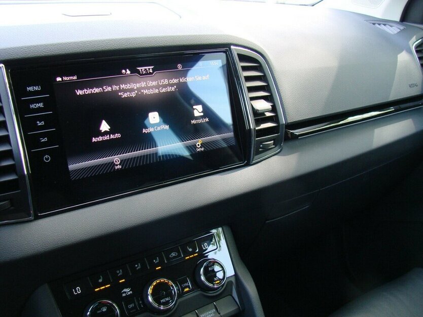 Skoda Karoq 2.0TDI Style 4x4 ACC Columbus Leder AHK 52.678 km 31.890 € Falkensee 14612