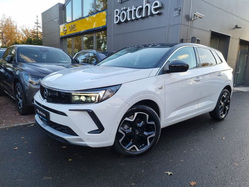 Opel Grandland (X) 15.472 km 28.980 € Potsdam 14480