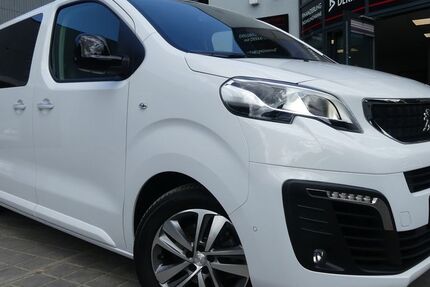 Peugeot Traveller 21.266 km 38.800 € Berlin 13156