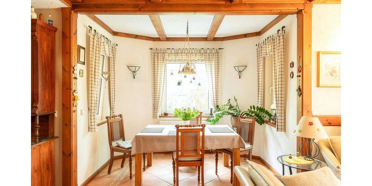 Einfamilienhaus Stahnsdorf Güterfelde - 7 Zimmer, 248 m&sup2;, 795.000&euro; | Angebot:26696705