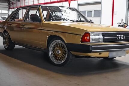 Audi 100 113.000 km 13.900 € Berlin 12353