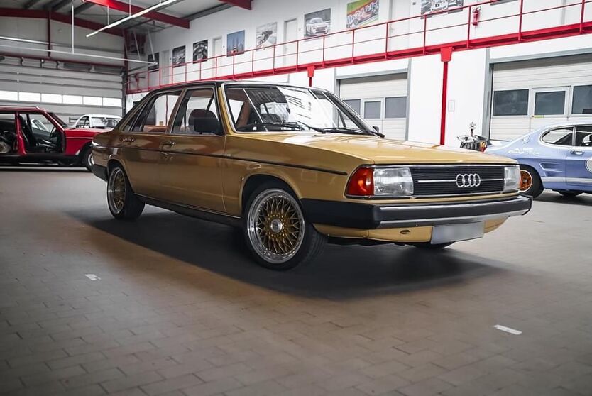 Audi 100 113.000 km 13.900 € Berlin 12353