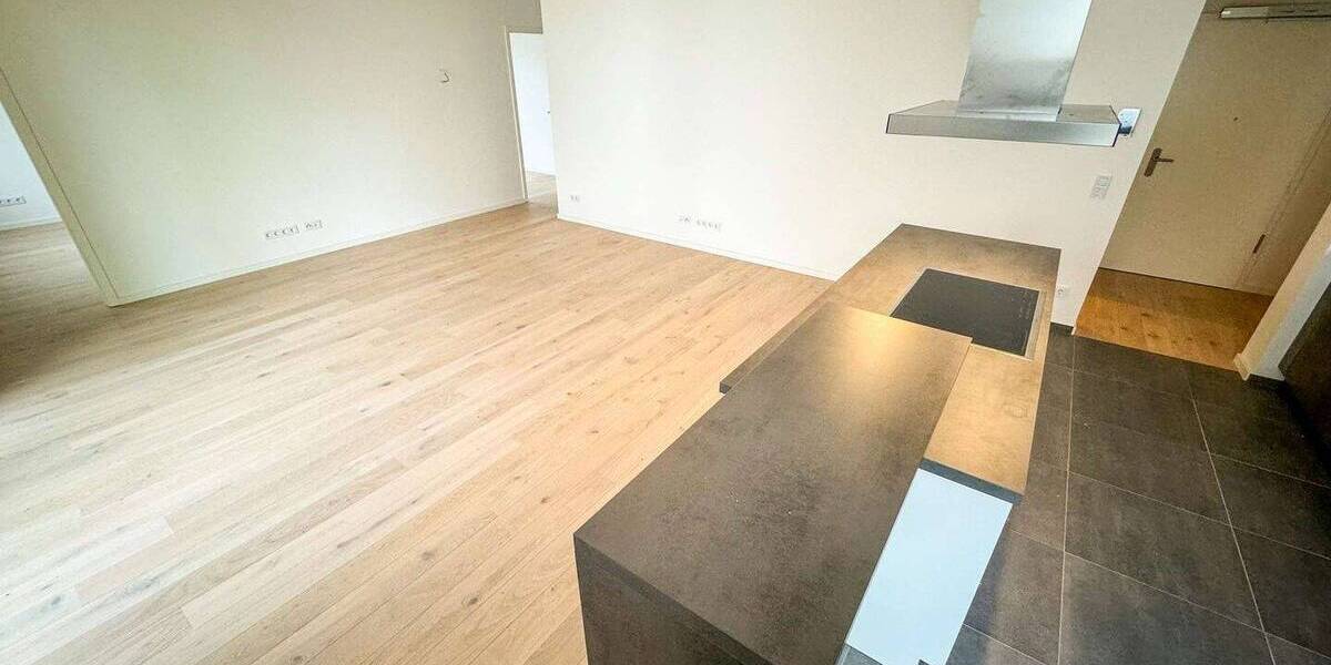 Etagenwohnung Berlin Mariendorf - 3 Zimmer, 87 m&sup2;, 2.200&euro; | Angebot:26454116