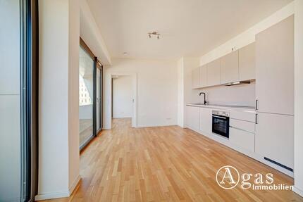 Wohnung Berlin Mitte - 3 Zimmer, 61 m&sup2;, 1.820&euro; | Angebot:26130244