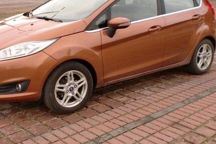 Ford Fiesta 87.800 km 7.799 &euro; Berlin 13435