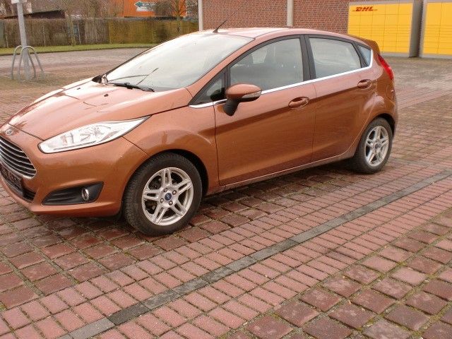 Ford Fiesta 87.800 km 7.799 &euro; Berlin 13435