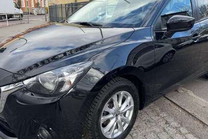 Mazda 2 100.000 km 7.990 &euro; Berlin 12107