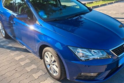 Seat Leon 122.000 km 9.999 &euro; Berlin 10115