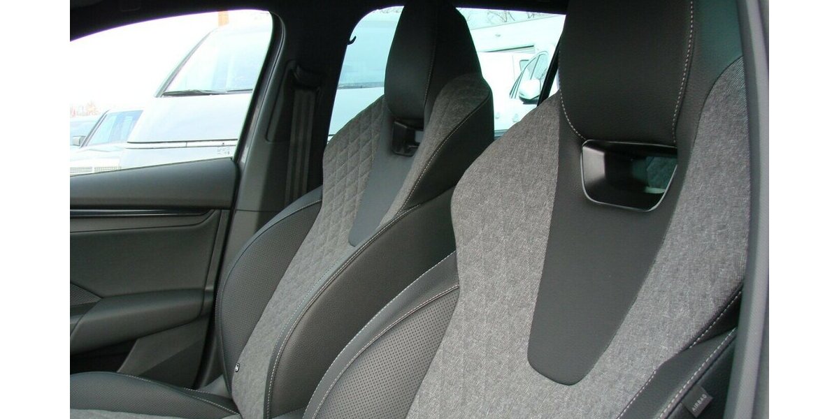 Skoda Octavia 2.0TDi Sportline LED 360º Canton HUD 39.383 km 31.890 &euro; Falkensee 14612