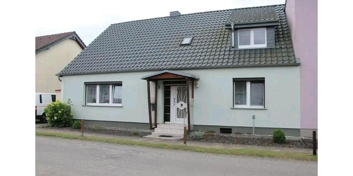 Doppelhaushälfte Nauen - 4 Zimmer, 130 m&sup2;, 185.000&euro; | Angebot:26729920