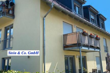 BESICHTIGUNG 17.02.2026 16 Uhr - Dachgeschosswohnung mit offener Küche EBK und Balkon, Stellplatz 2 zimmer