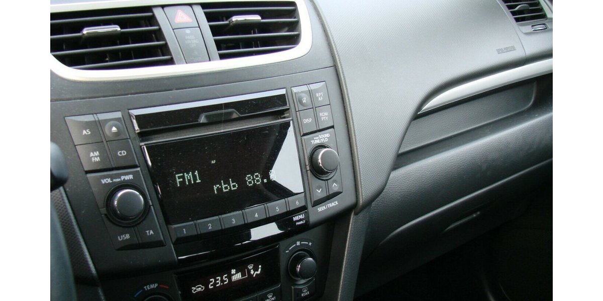 Suzuki Swift 1.2 Club Automatik Tempomat Sitzheizung 37.970 km 9.980 &euro; Falkensee 14612