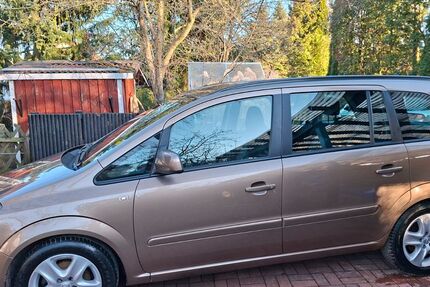 Opel Zafira 207.000 km 2.500 &euro; Michendorf 14552