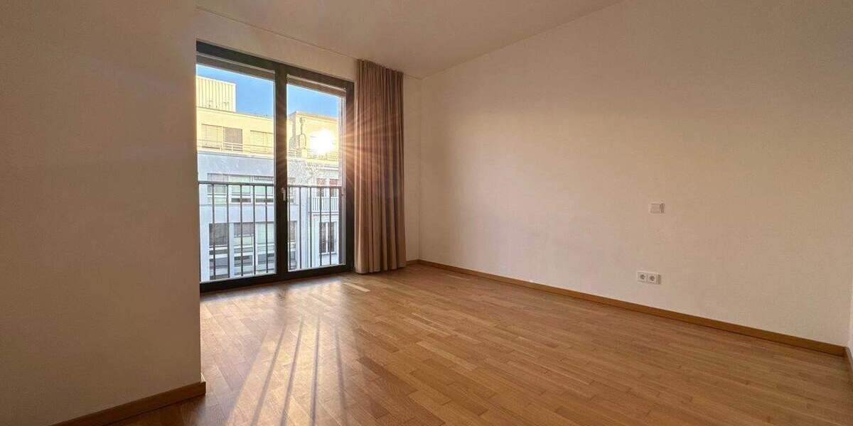 Etagenwohnung Berlin Mitte - 4 Zimmer, 107 m&sup2;, 2.400&euro; | Angebot:24727218