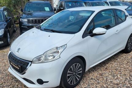 Peugeot 208 180.352 km 3.500 &euro; Potsdam 14480