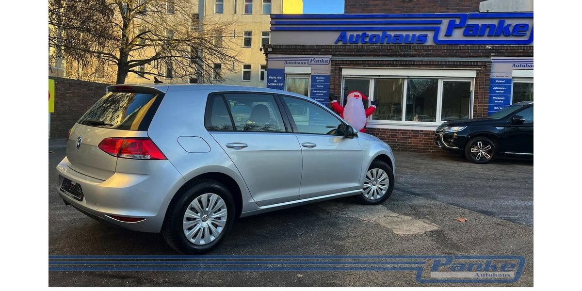 VW Golf VII BMT*Navi*Tempo*SHZ*Tel.*Touch* 120.529 km 8.990 &euro; Berlin 13187