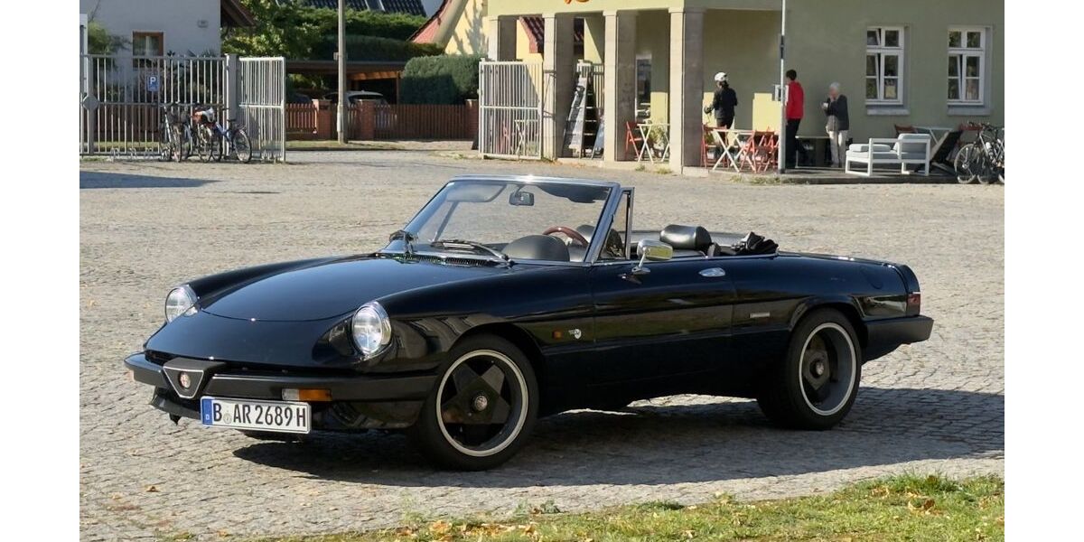 Alfa Romeo Spider 116.000 km 12.200 &euro; Berlin 10318