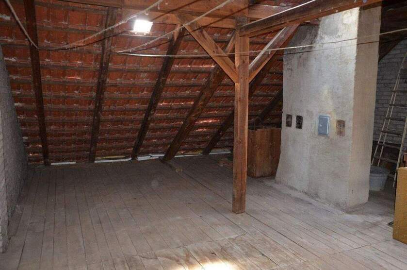 PROVISIONSFREI für Käufer*in: Reihenmittelhaus in Süd-Ruhiglage Zehlendorf . 233 m² Wohn-Nutzfläche