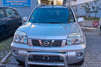 Nissan X-Trail 154.000 km 4.360 € Berlin 12105