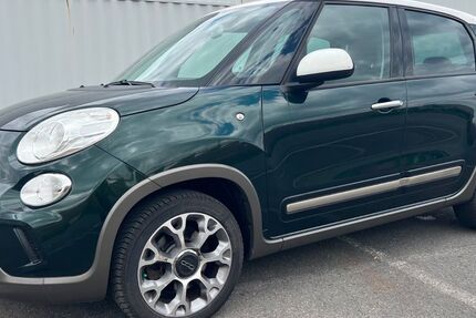 Fiat 500L 182.000 km 5.290 &euro; Berlin 12057
