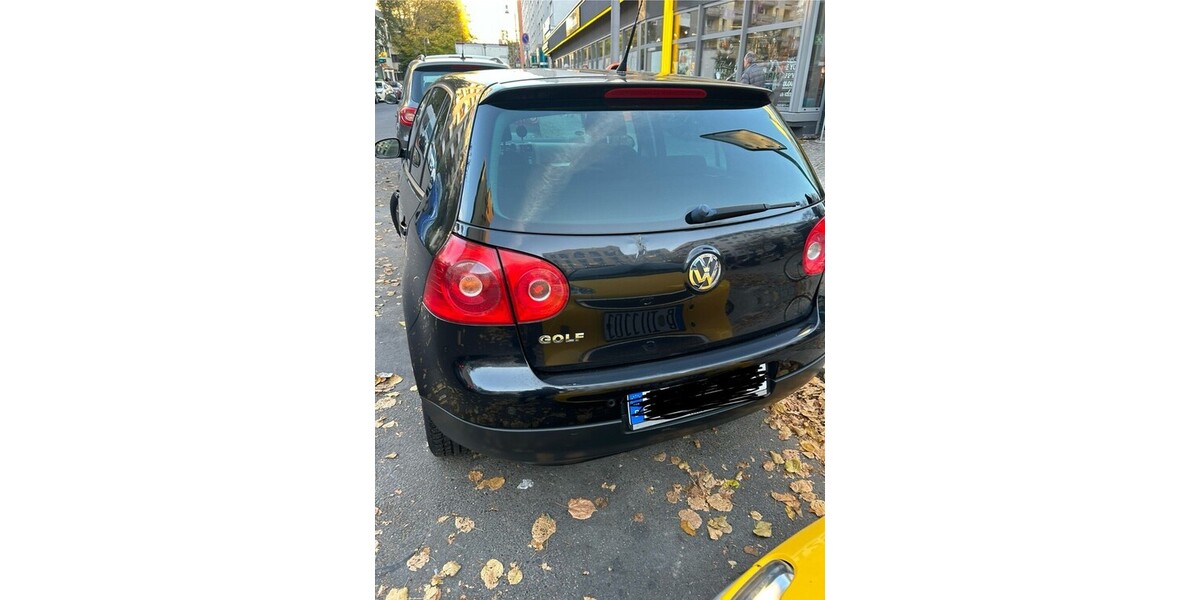 VW Golf 76.000 km 4.500 &euro; Berlin 10178