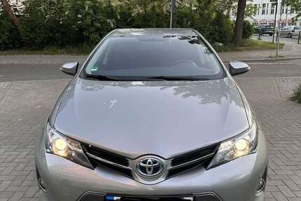 Toyota Auris 94.320 km 12.500 &euro; Berlin, Stadt 10969