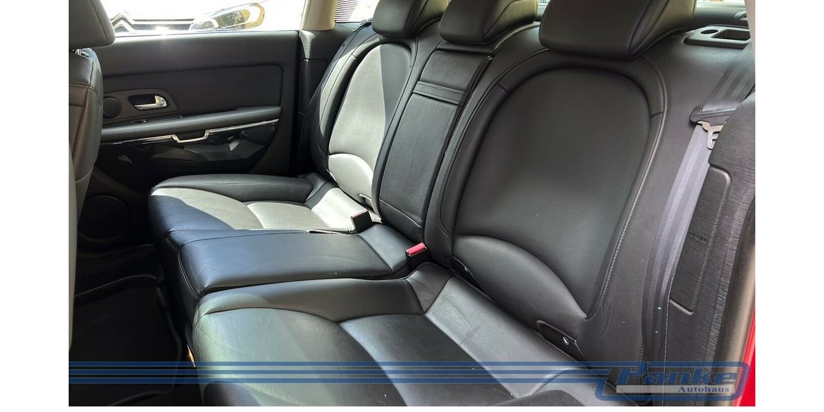 Citroen C6 Pallas*Pano*HUP*Leder*JBL*SHZ*MultiL*PDC* 157.074 km 7.990 € Berlin 13187