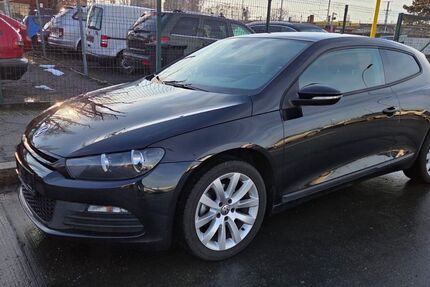 VW Scirocco 222.182 km 4.499 &euro; Berlin 13597