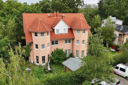 Haus Kleinmachnow - 5 Zimmer, 222 m&sup2;, 1.350.000&euro; | Angebot:23971770