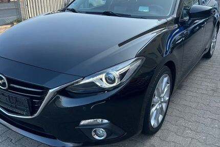 Mazda 3 141.000 km 8.290 &euro; Berlin 13581
